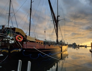 Performer Application for Pete &amp; Woody Concert on the Amara Zee!